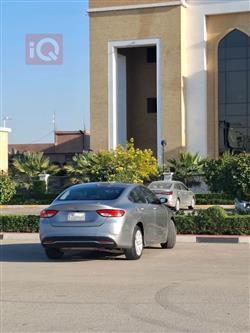 کرایسلەر 200